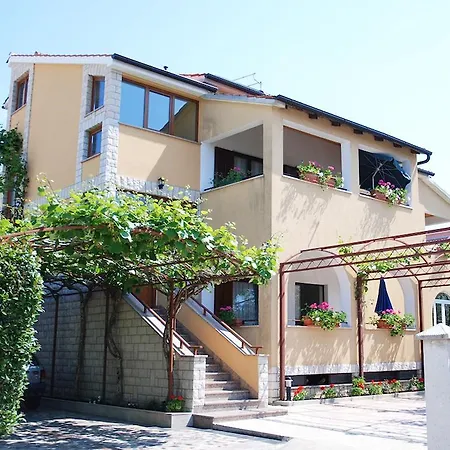 Korelic Garden Apartment Poreč