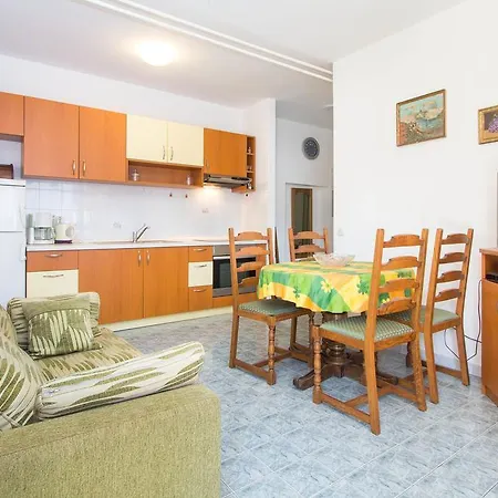 Apartment Korelic Garden Poreč